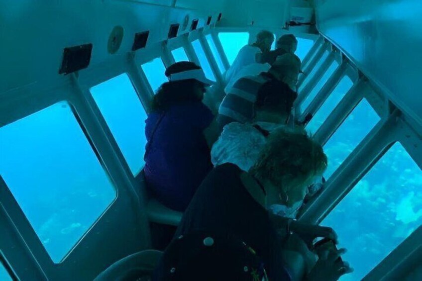 Roatan Glass Bottom Boat Tours and Beach Options 3