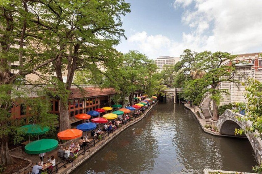 San Antonio Downtown Highlights Private Guided Walking Tour 4