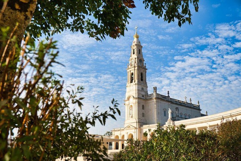Fátima, Batalha, Nazaré and Óbidos Day Tour from Lisbon 2