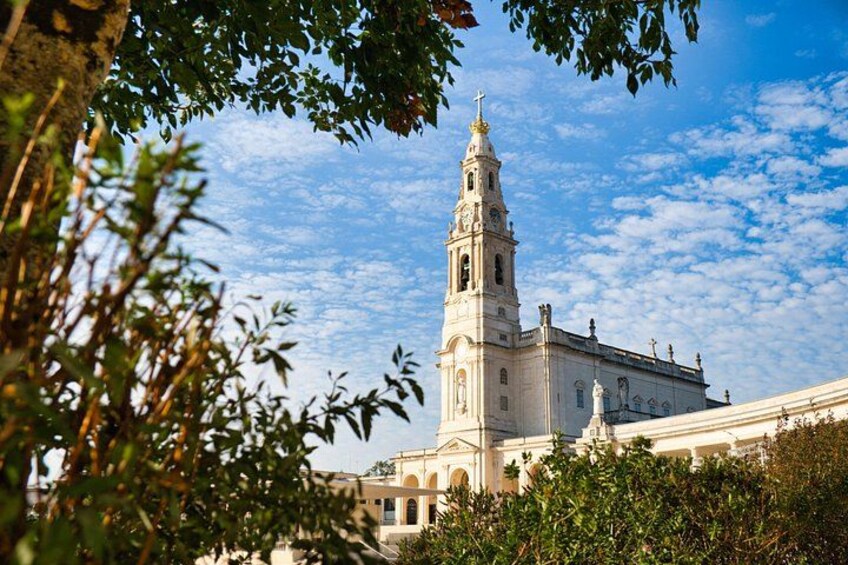 Fátima, Batalha, Nazaré and Óbidos Day Tour from Lisbon 3