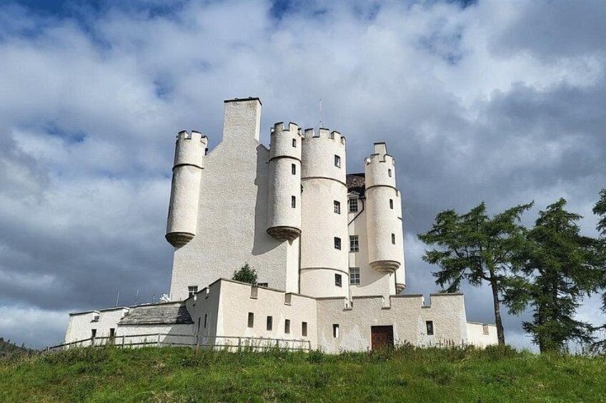 Braemar Castle 1