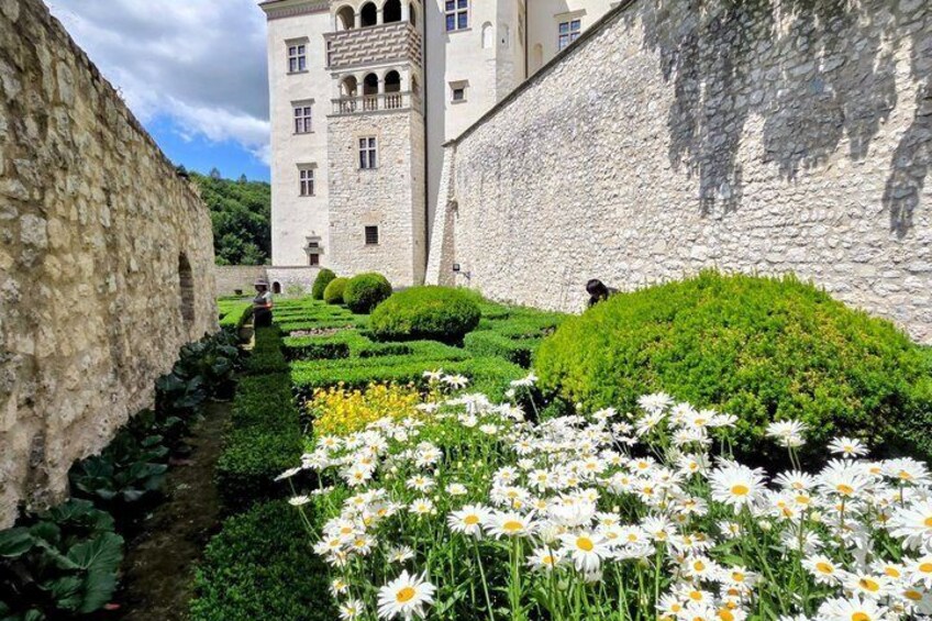 Ojców National Park and Pieskowa Skała Castle Private Tour 2