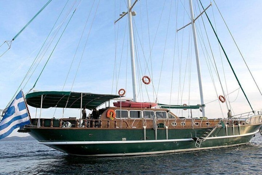 Cruise to Koufonisia and Rina's Cave 3