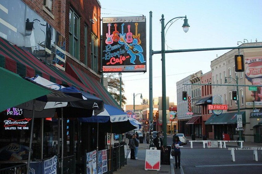 Colorful signage 2