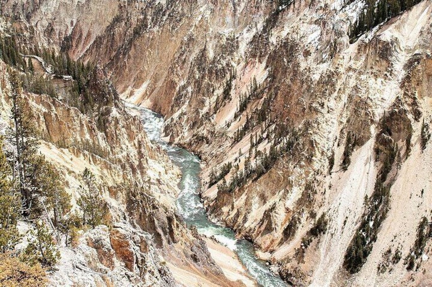 Yellowstone Grand Loop Ultimate Self-Guided Driving Tour 5