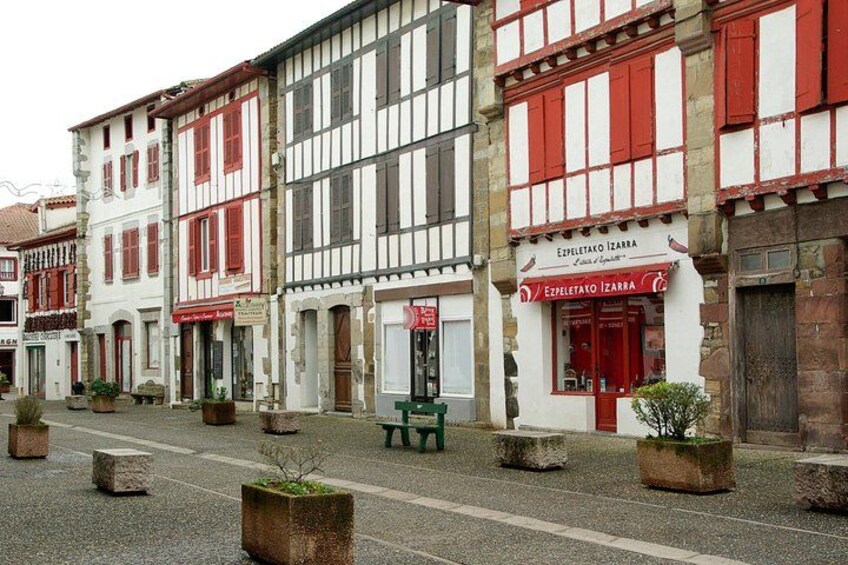 Tour of villages in the French Basque Pyrenees Sare, Ainhoa and Espelette 2
