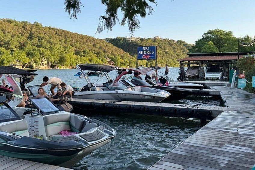 Lake Austin Boat Rental - Private 4