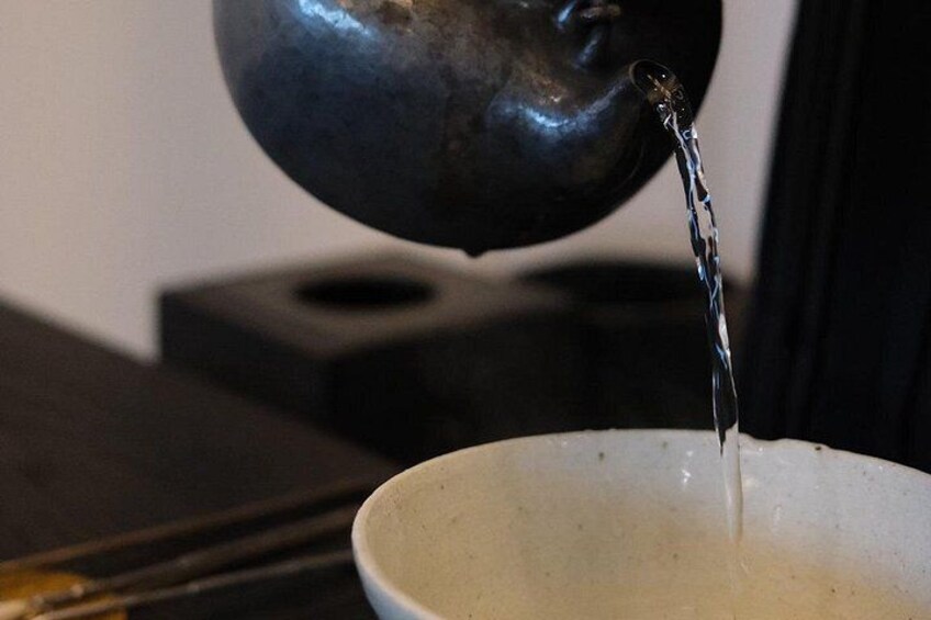 Korean Serenity Incense Tea and Meditation Experience 3
