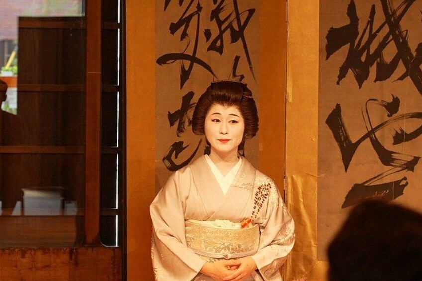 One Hour Geisha Show in Tokyo 4