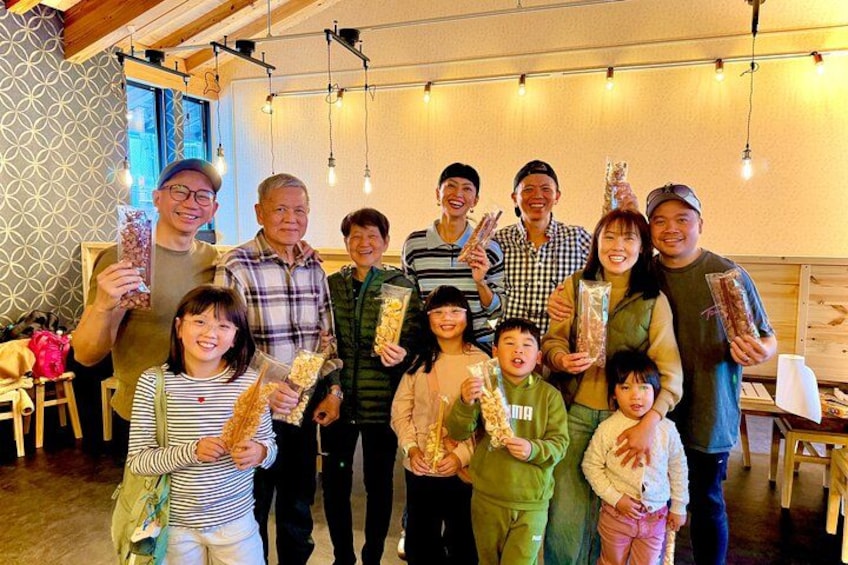 Kyoto : Chopsticks Making Workshop with Engraving Option in Gion 2