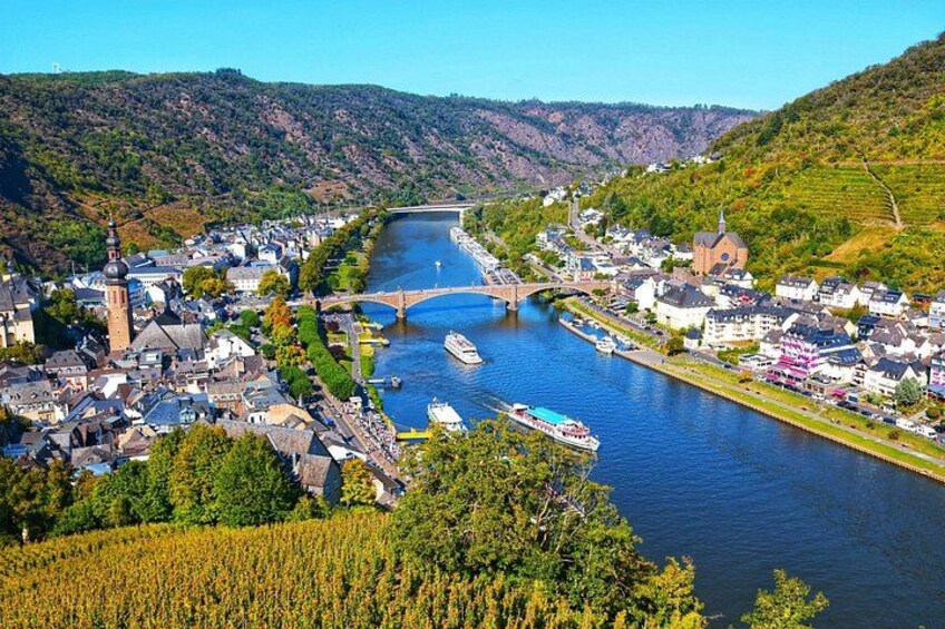 Frankfurt: Eltz Castle, Cochem and Moselle Valley Private Tour 2