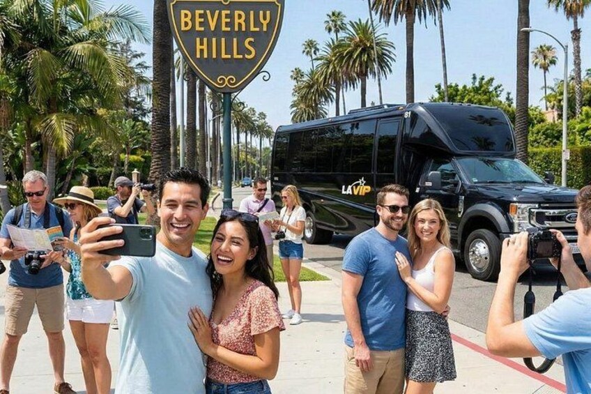 Tour of LA, Hollywood, Beverly Hills and Beach with Hotel Pickup 2