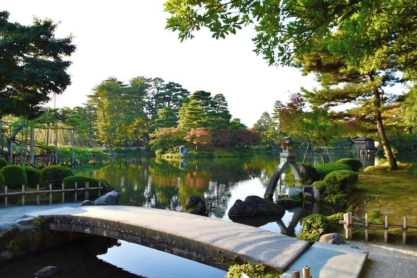 Shirakawago and Kanazawa from Osaka 1