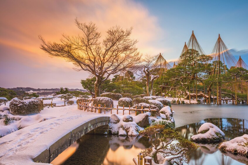 Shirakawago and Kanazawa from Tokyo 4