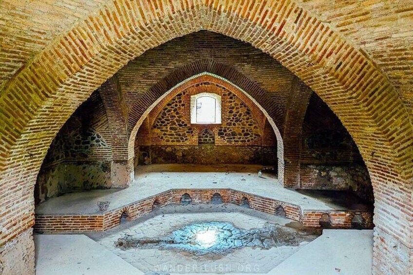 Yeralti-Hammam-inside-Abdulkhaliq Hammam 3