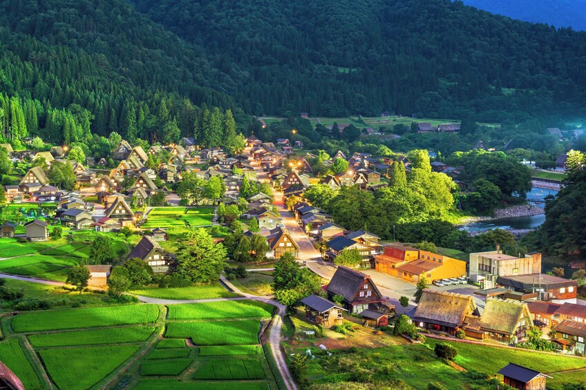 Shirakawago and Kanazawa from Kyoto 2