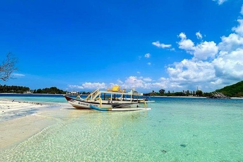 Lombok Group Tour | Hidden Gili Islands Snorkeling & Island Hop 2