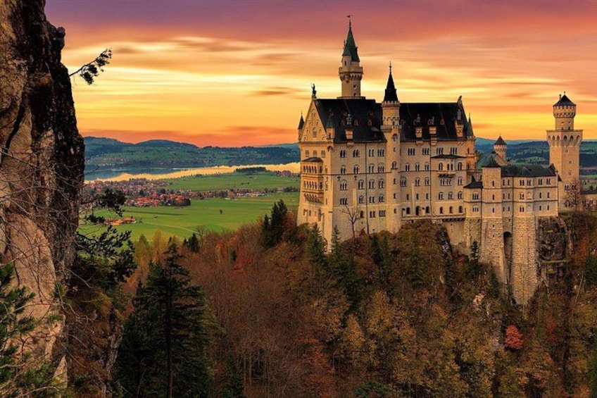Private Tour: Munich to Zugspitze with flexible 2H Stop 2