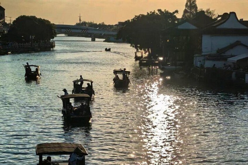 Shanghai Zhujiajiao Water Ancient Town Day Tour|Small Group 2
