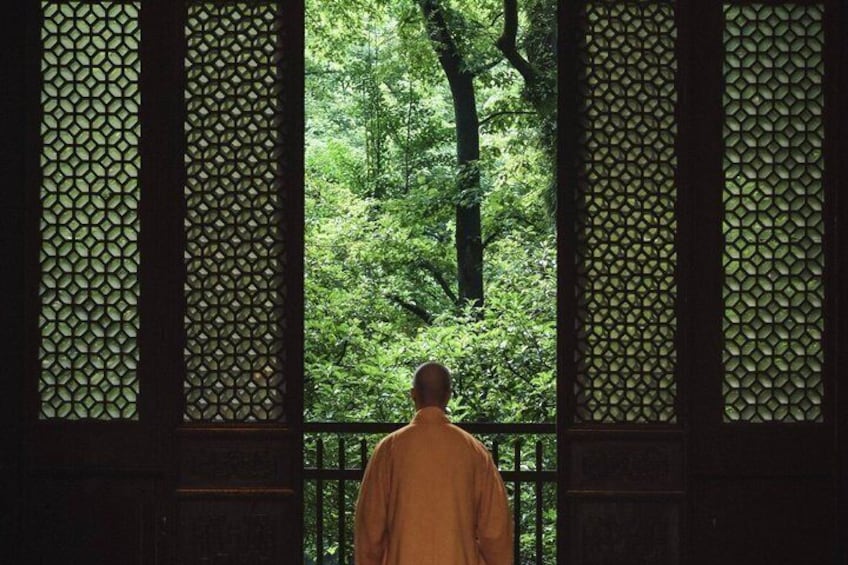 Hangzhou/DEP from Shanghai West Lake and Lingyin Temple Day Tour 4