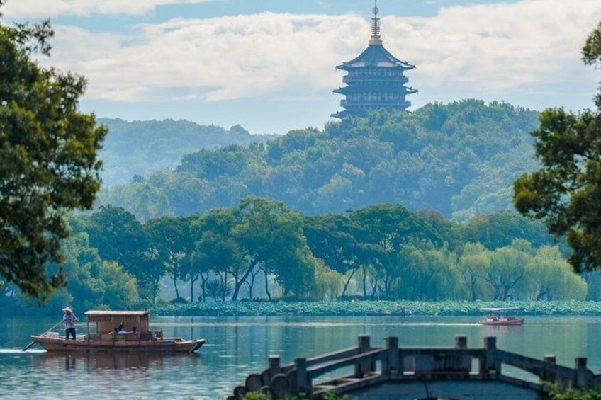 Hangzhou/DEP from Shanghai West Lake and Lingyin Temple Day Tour 3