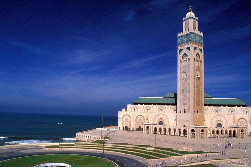 Casablanca Day Trip from Marrakech with Hassan II Mosque Visit 1