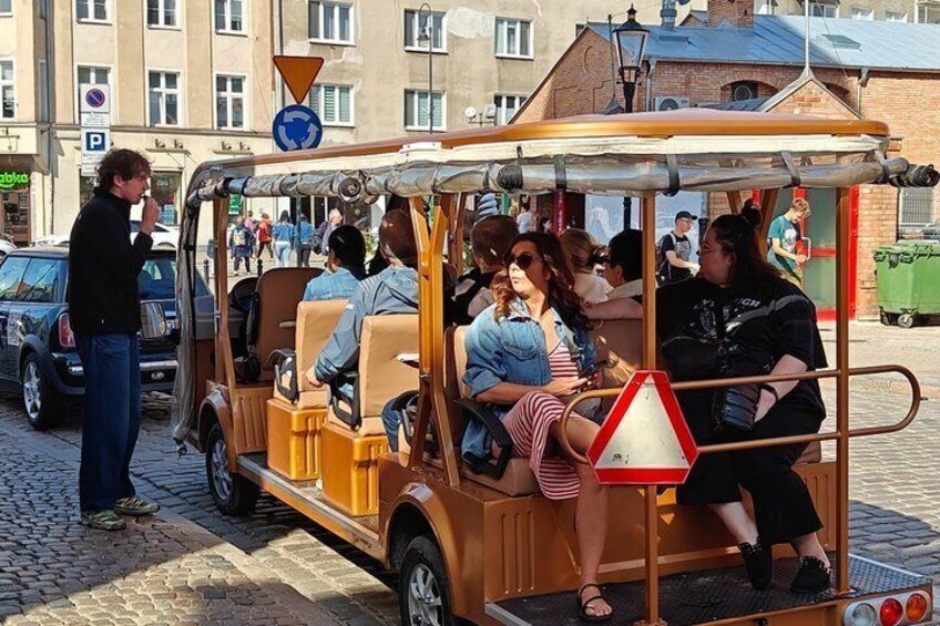 Gdansk: City Tour Sightseeing LIVE/AUDIO by Golf Cart Local Guide 3