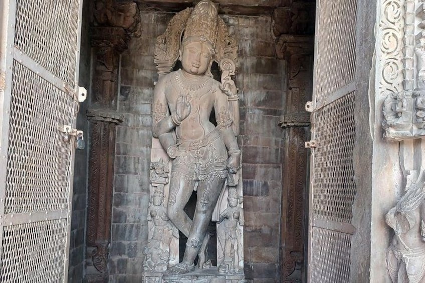 Sanctum Sculpture of a Deity – Khajuraho Temple Interior. 4