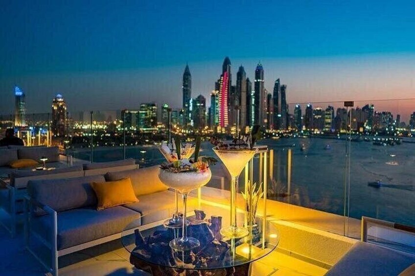 Burj Khalifa Sky Experience with Rooftop Dining – Dubai’s Most Iconic View 1