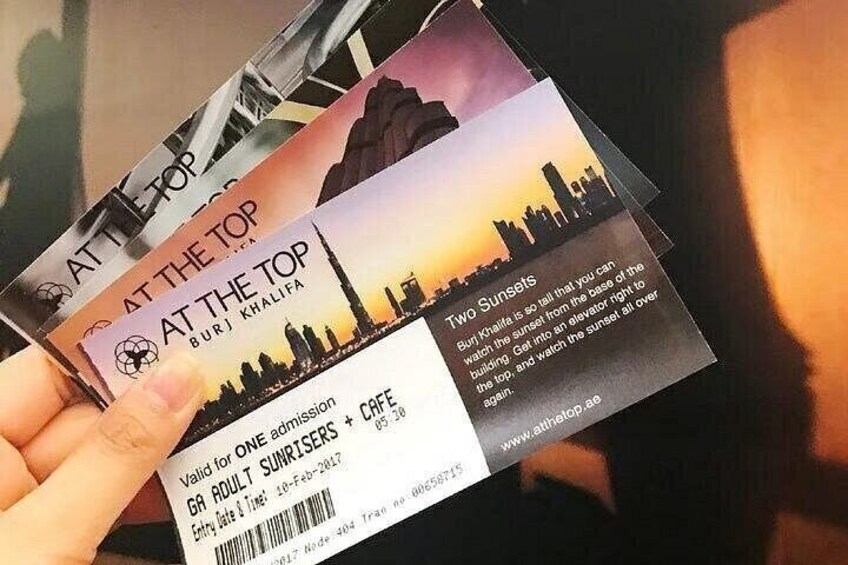 Burj Khalifa Sky Experience with Rooftop Dining – Dubai’s Most Iconic View 4