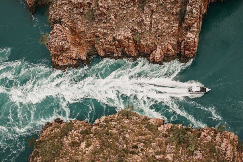 Horizontal Falls Helicopter Adventure from Broome 4
