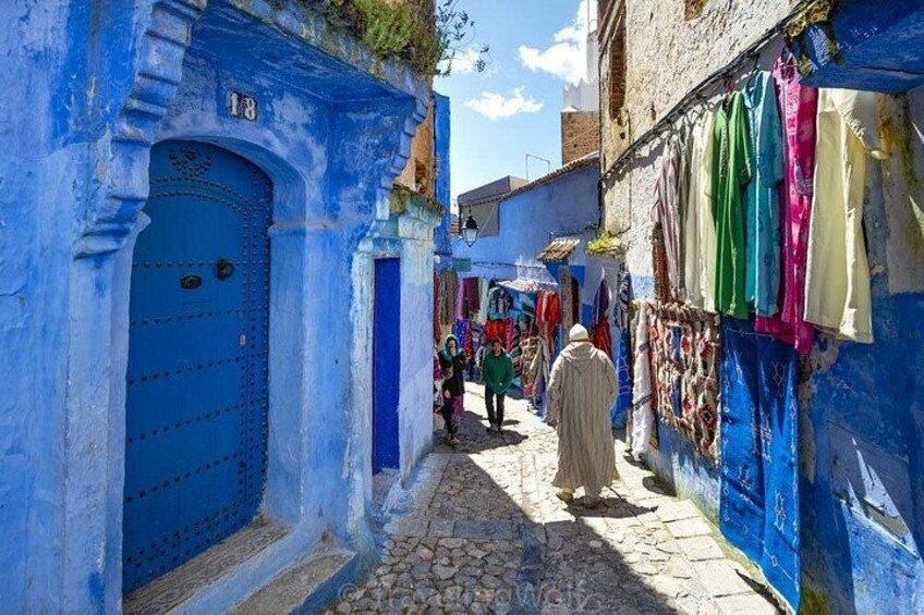 Exploring Chefchaouen with Your Personal VIP Guide 1