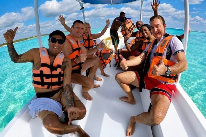 Private Boat Snorkeling in Puerto Morelos 3