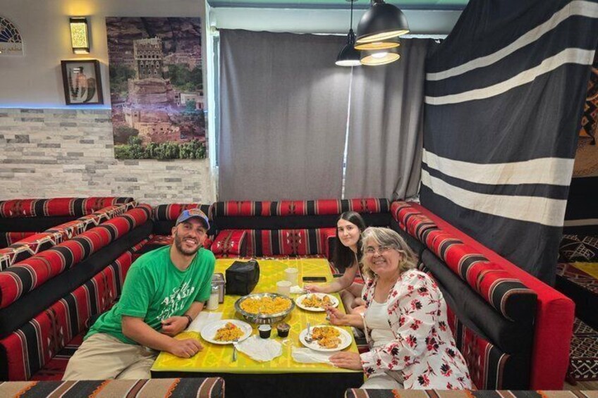 Anaheim Food tour in Little Arabia District-mediterranean cuisine 2