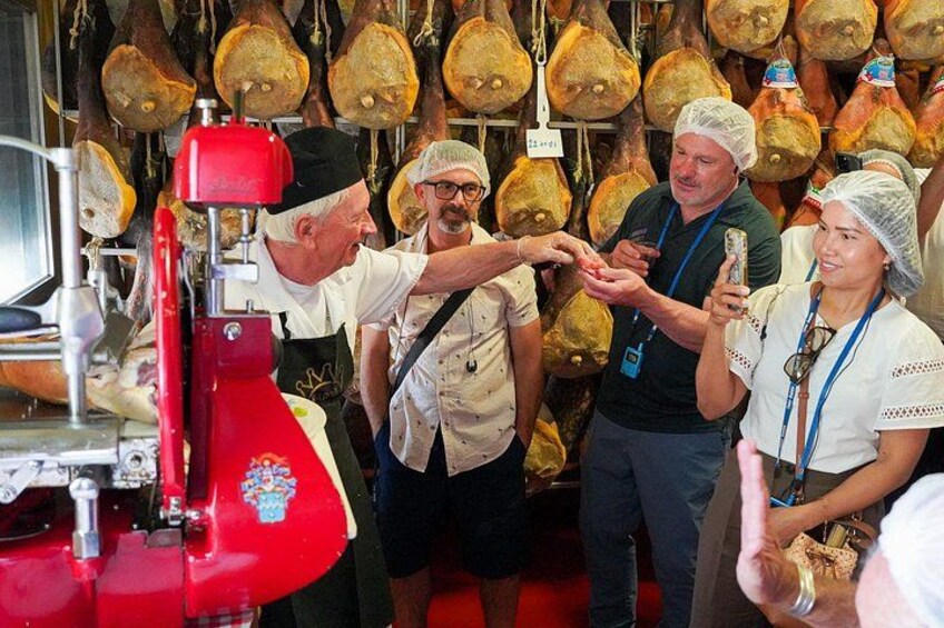 From Bologna: Parma, Parmesan and Ham Tour by Train 1st Class 1