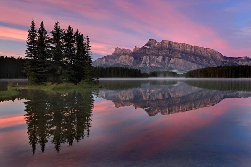 Banff: Evening Scenic Sunset Tour with Wildlife Spotting 4