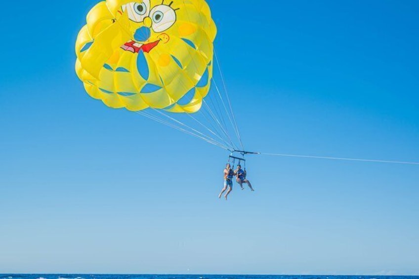 Roatan Parasailing Adventures & Tours at West Bay Beach 2