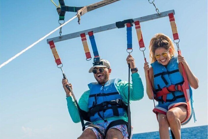 Roatan Parasailing Adventures & Tours at West Bay Beach 5