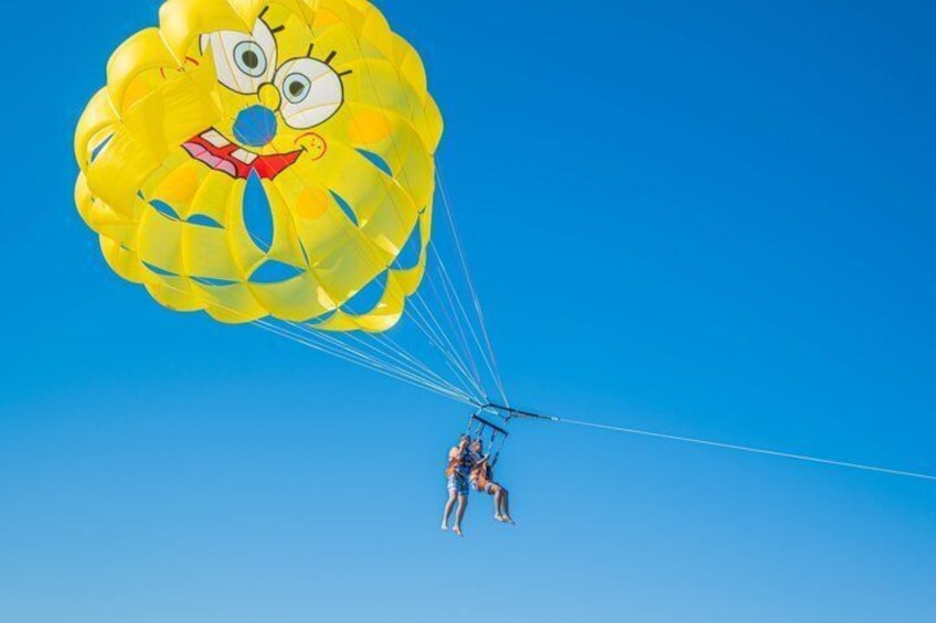 Roatan Parasailing Adventures & Tours at West Bay Beach 4