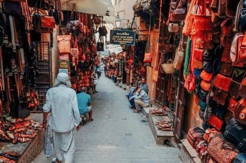 Exclusive VIP Fes Medina Workshop Tour with official Guide 5