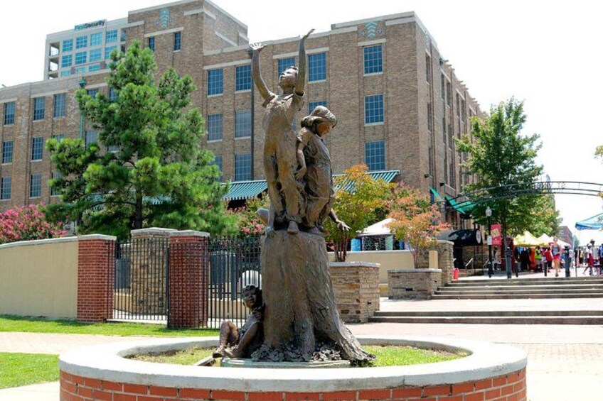 Self Guided Audio Walking Tour in Little Rock Downtown 1