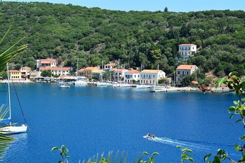 Ithaca Island Guided Bus Tour from Kefalonia 3
