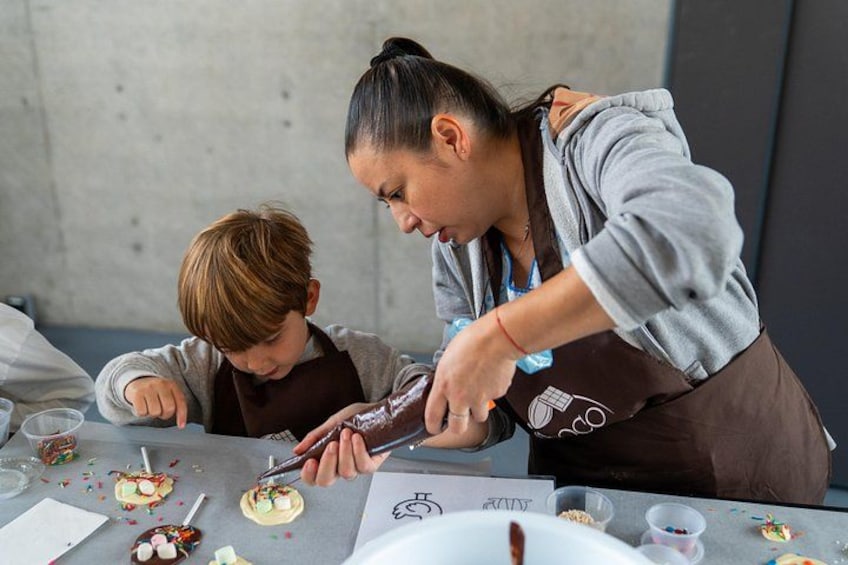 Chocolate Workshop at Choco-Story Zócalo Museum, Mexico City 4