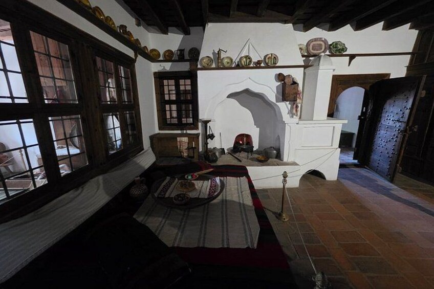 Private Tour from Bucharest: Veliko Tarnovo, Arbanasi & Tsarevets 2