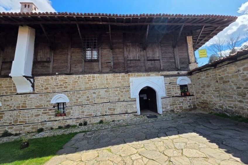 Bulgaria Highlights Private Day Tour from Bucharest 2