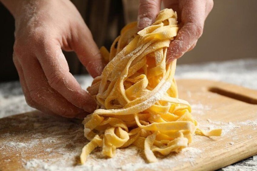 Prepare and Taste Your Own Handmade Pasta in the Marche 4