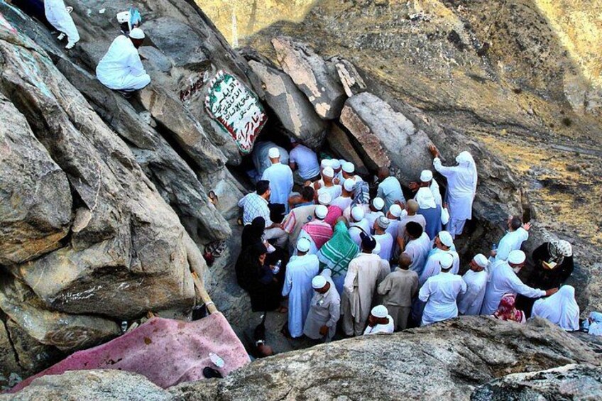Discover Hira Tour Half Day 1