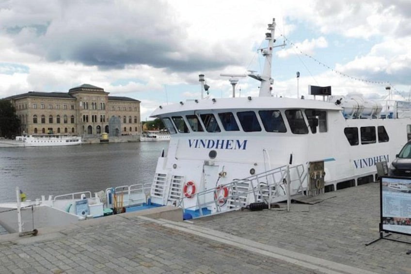 Stockholm Guided Archipelago Cruise Tour with Swedish Fika 3