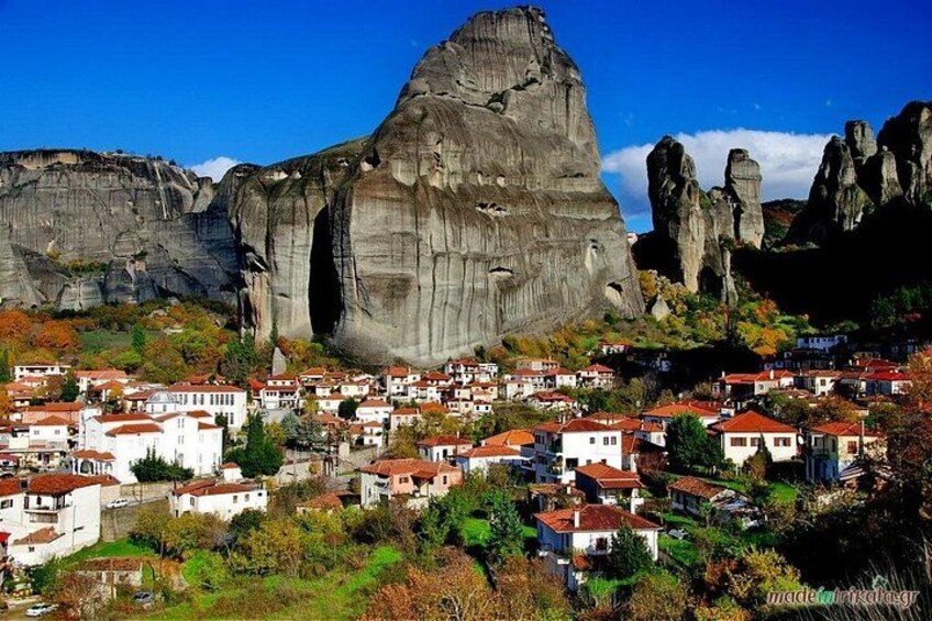 Delphi to Meteora and Thermopylae Tour 2