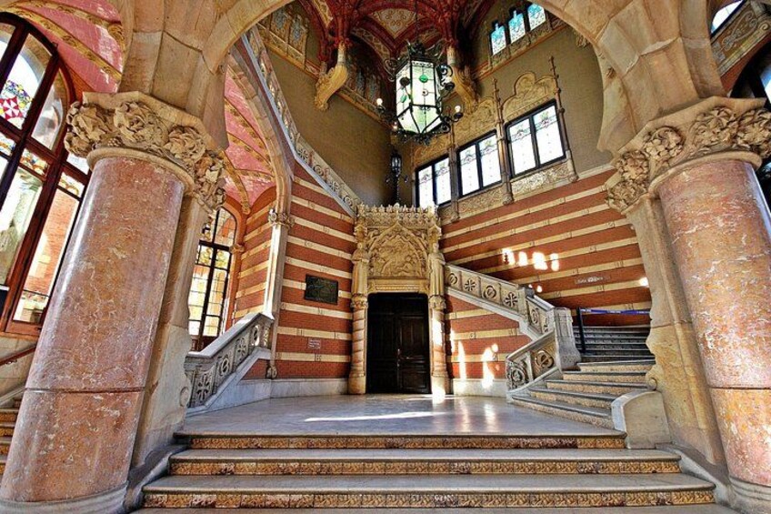 Barcelona Beyond Gaudí - Private Tour 4